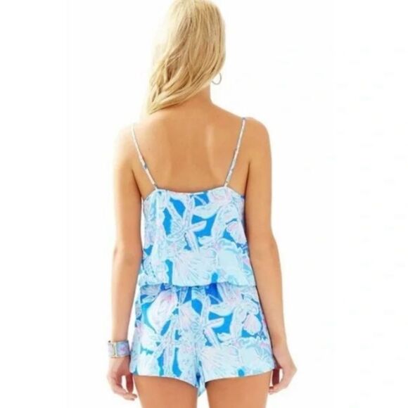Lilly Pulitzer Deanna Romper Bay Blue Pink Into The Deep
Size S - Picture 4 of 8